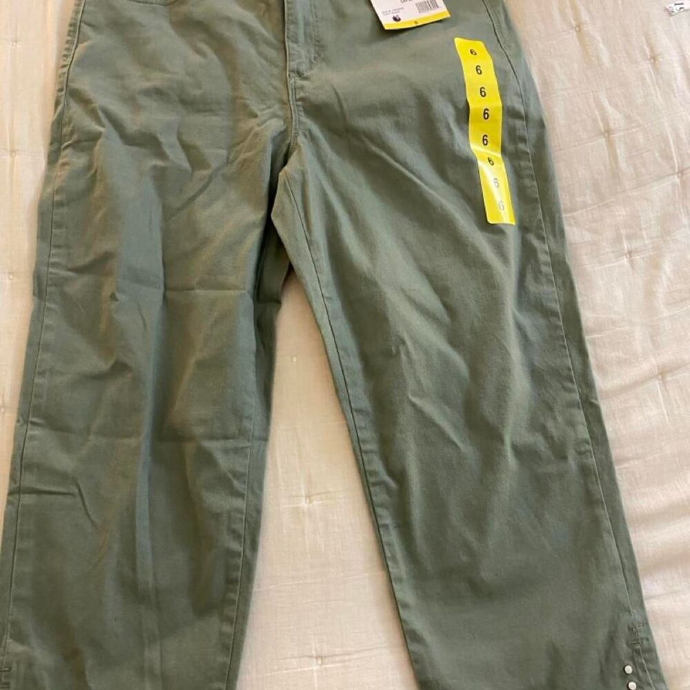 Gloria-vanderbilt Women's Green and Khaki Jeans